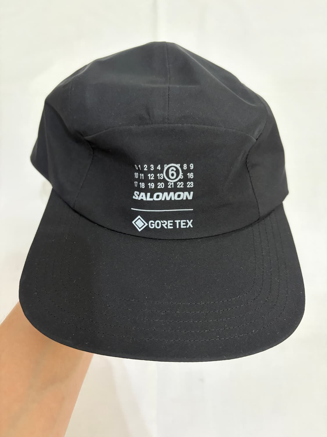 살로몬 x MM6 메종 마르지엘라 / 고어텍스 캡 딥 블랙 / ONE 상품이미지2