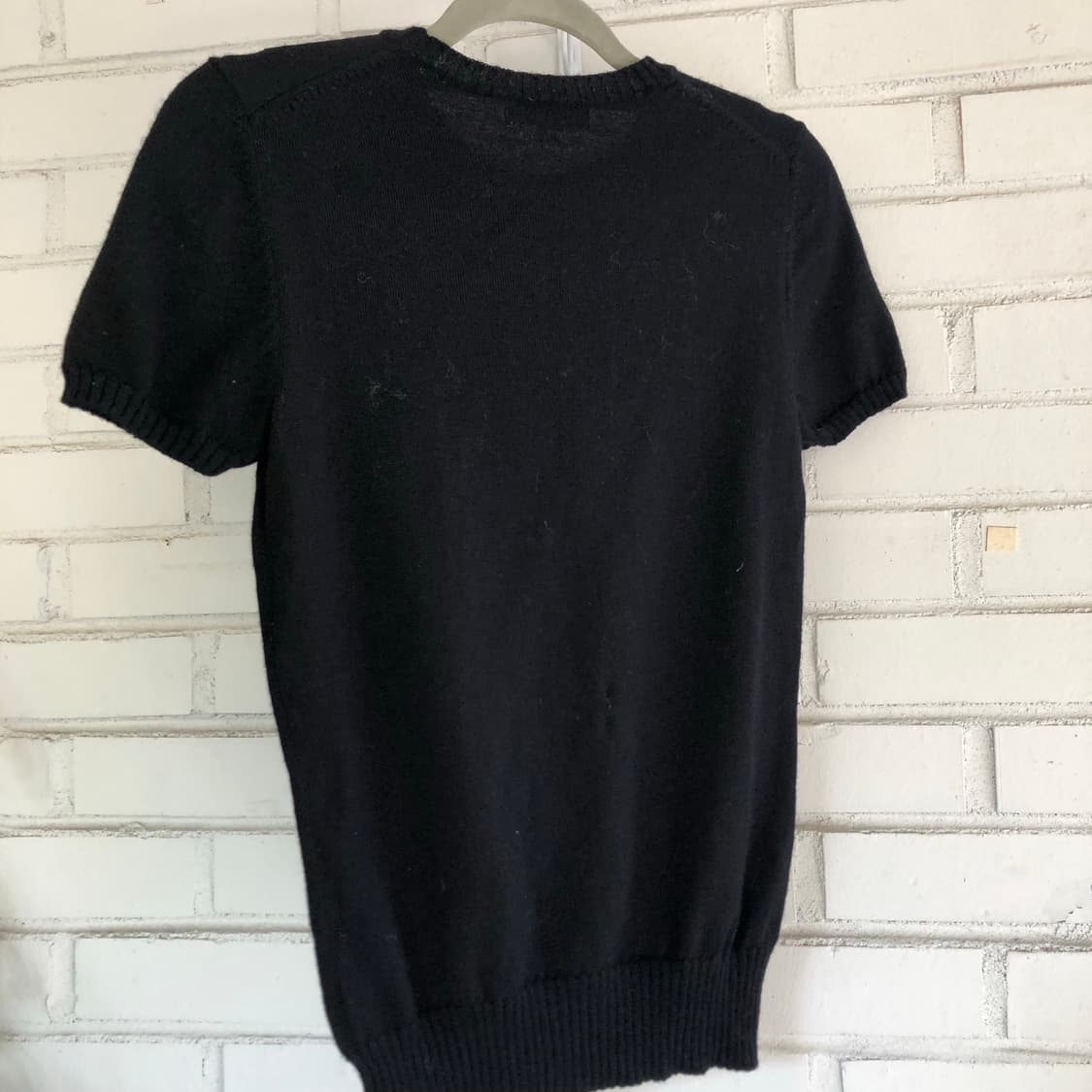 버버리 울 블랙 반팔 니트 상품이미지4