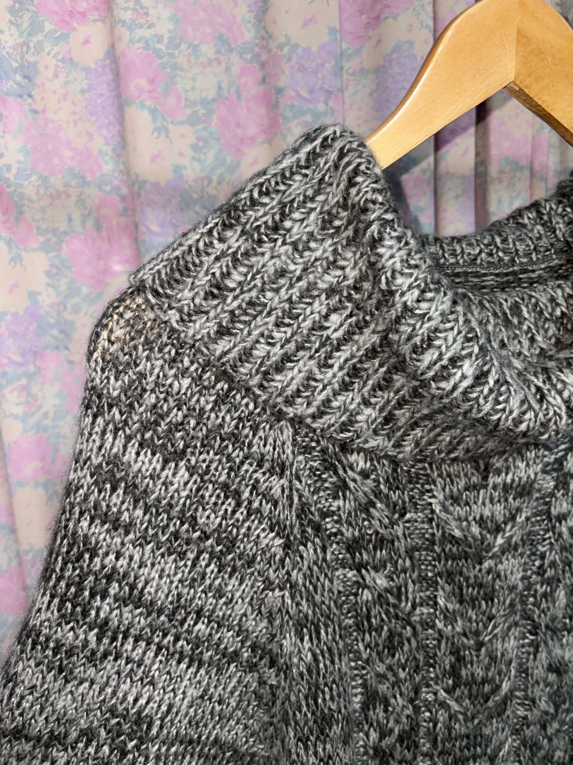 그레이 보카시 목폴라 니트 상품이미지10