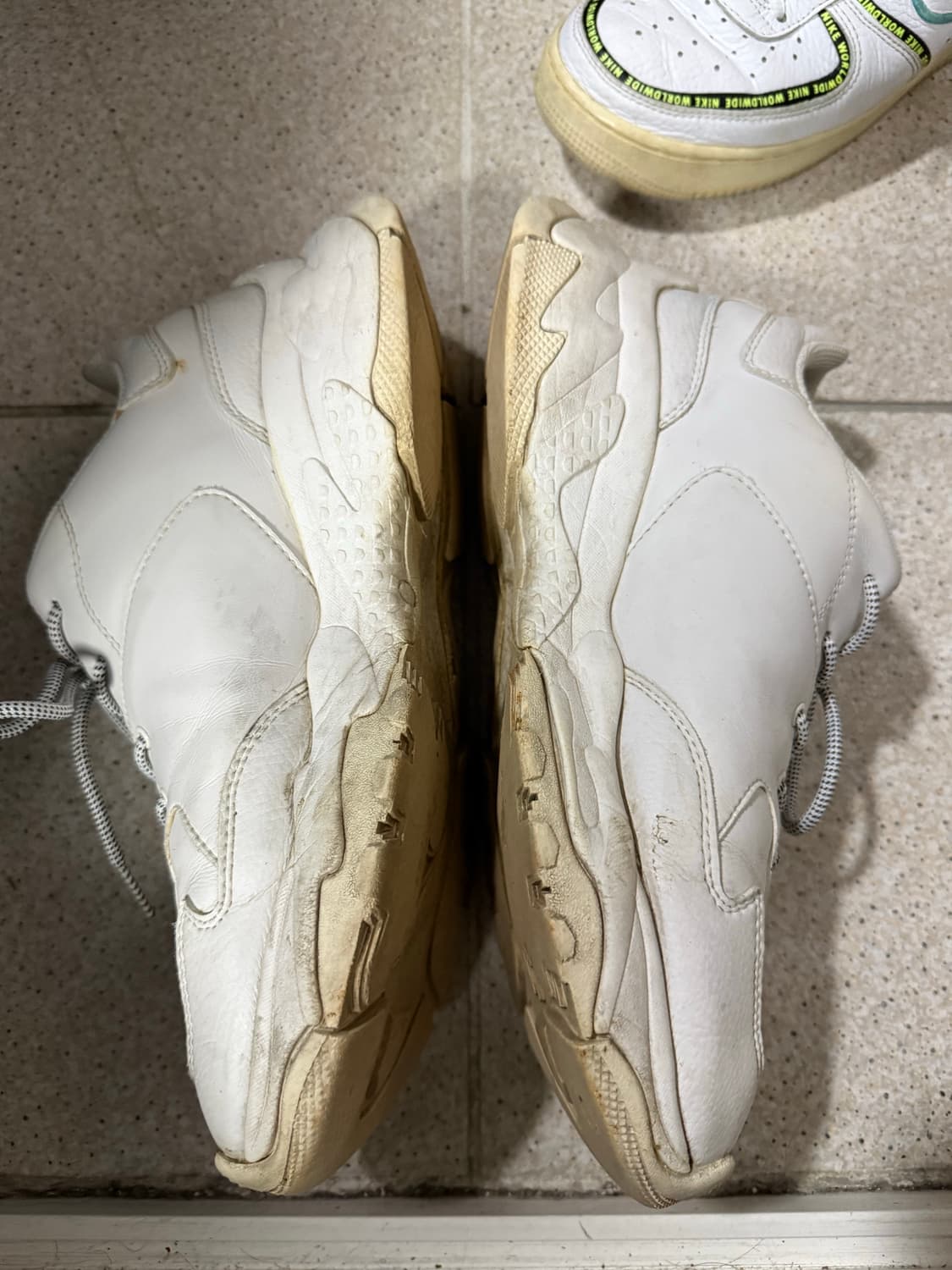 MLB 화이트 스니커즈 290 상품이미지2