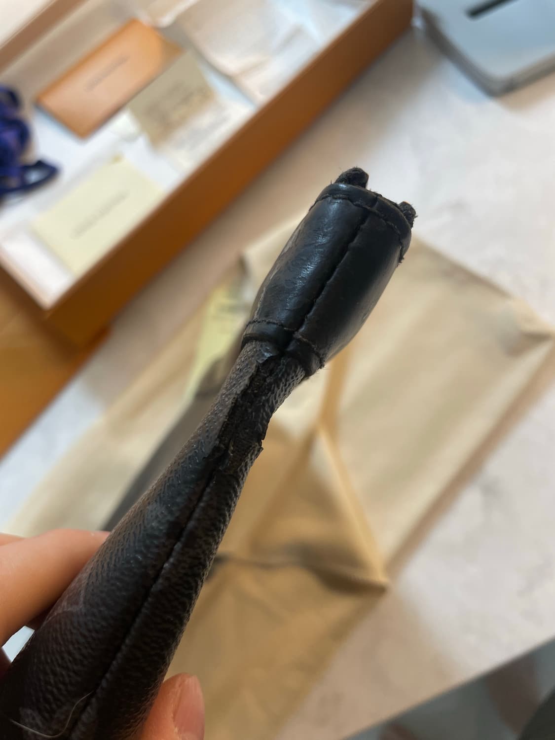 루이비통 이클립스 클러치 풀구성 상품이미지6