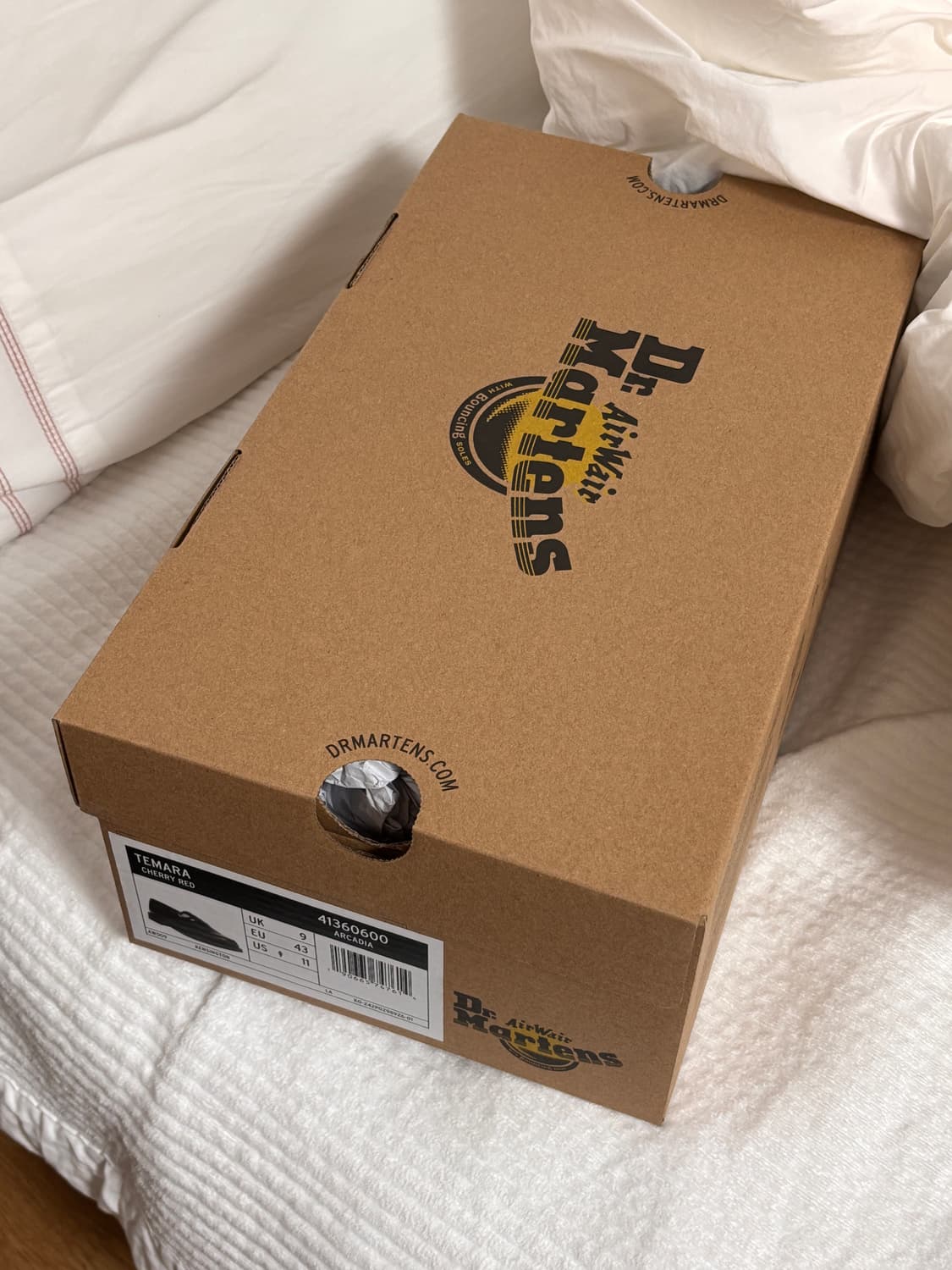 Dr. Martens TEMARA - Cherry red UK9 상품이미지8