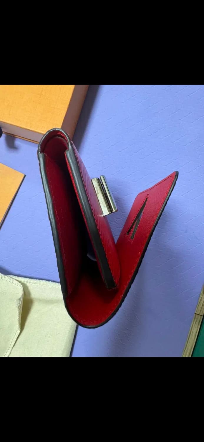 루이비통 트위스트 컴팩트 윌릿 레드반지갑 상품이미지2