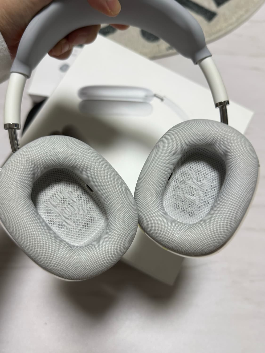 에어팟맥스 실버 8핀(라이트닝) 상품이미지3