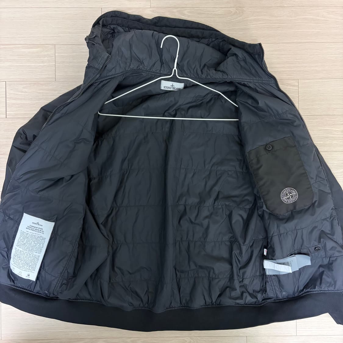 스톤아일랜드 크링클랩스 후드 다운 XL 상품이미지2