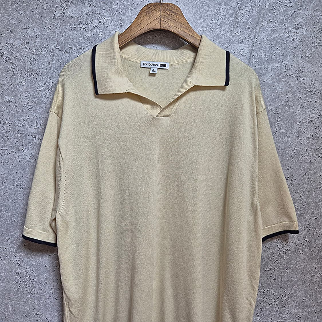 uniqlo x  jw anderson 폴로 니트  상품이미지3