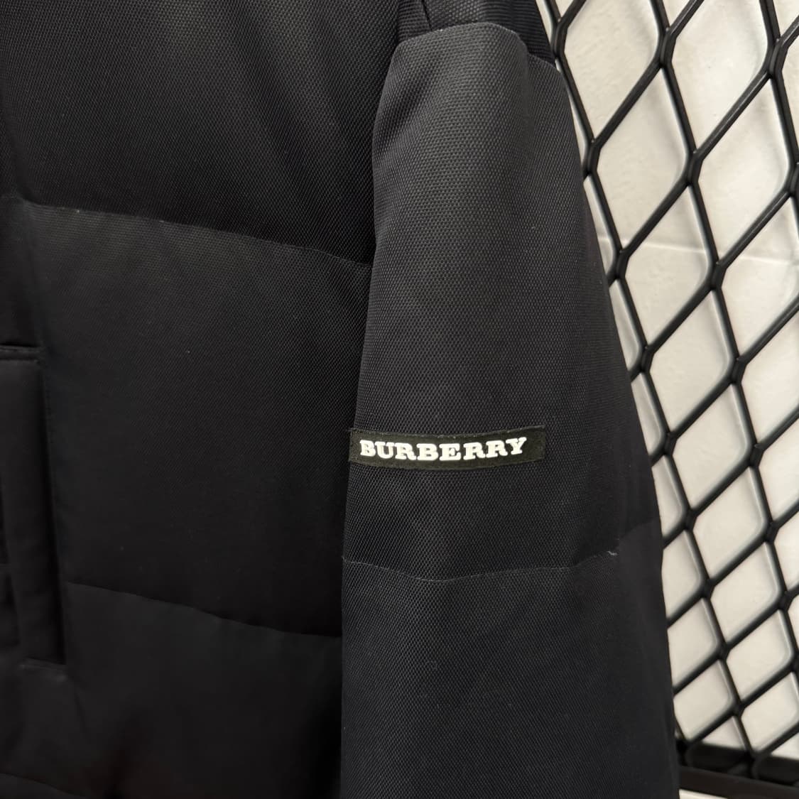 버버리 골프 다운 후드 롱패딩 안감 노바체크 포인트 하이넥 블랙 상품이미지5