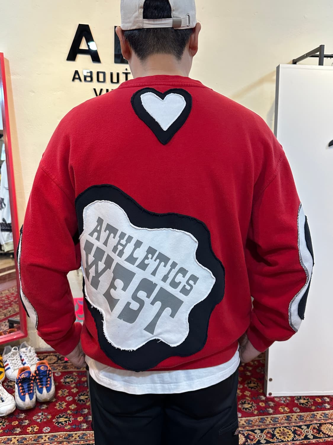 나이키 아플리케 커스텀 맨투맨 레드 상품이미지4