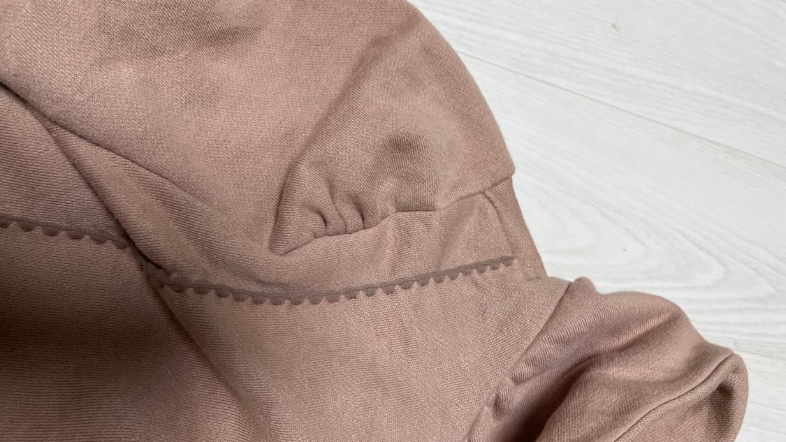 보세 빅버튼 하이넥 절개집업 상품이미지5