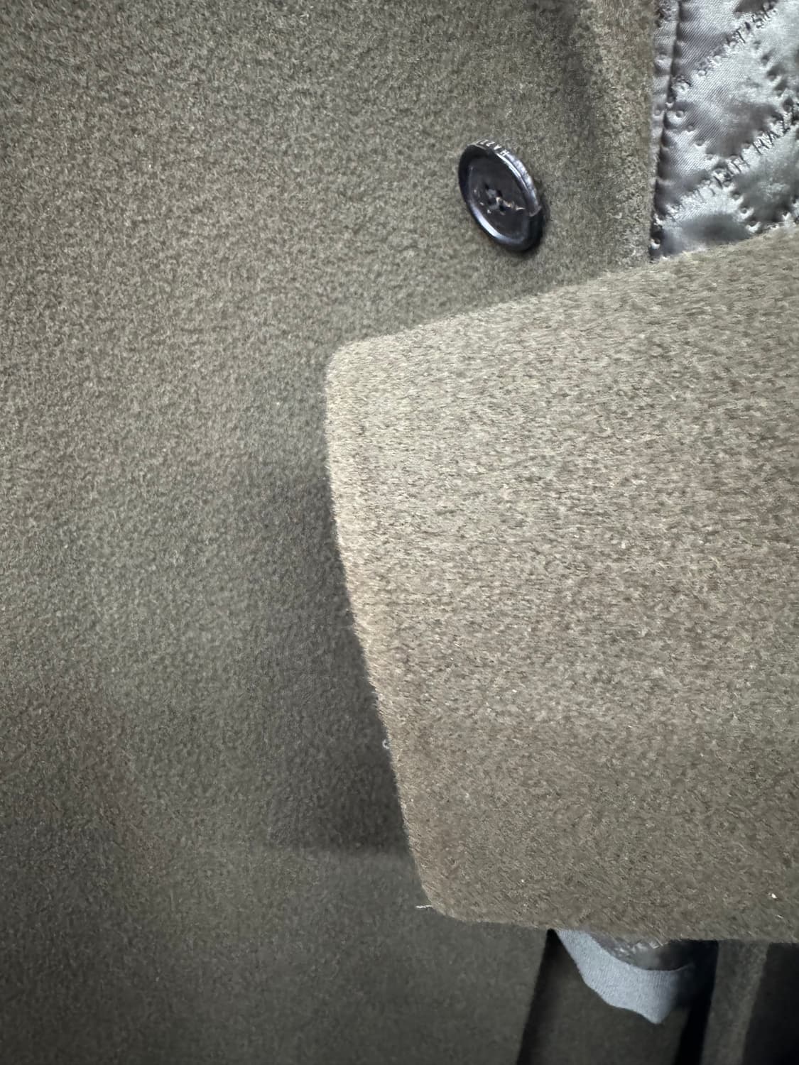 헤지스 핸드메이드 모/캐시미어혼방 안감퀄팅 코트95(M) 남여공용 상품이미지3