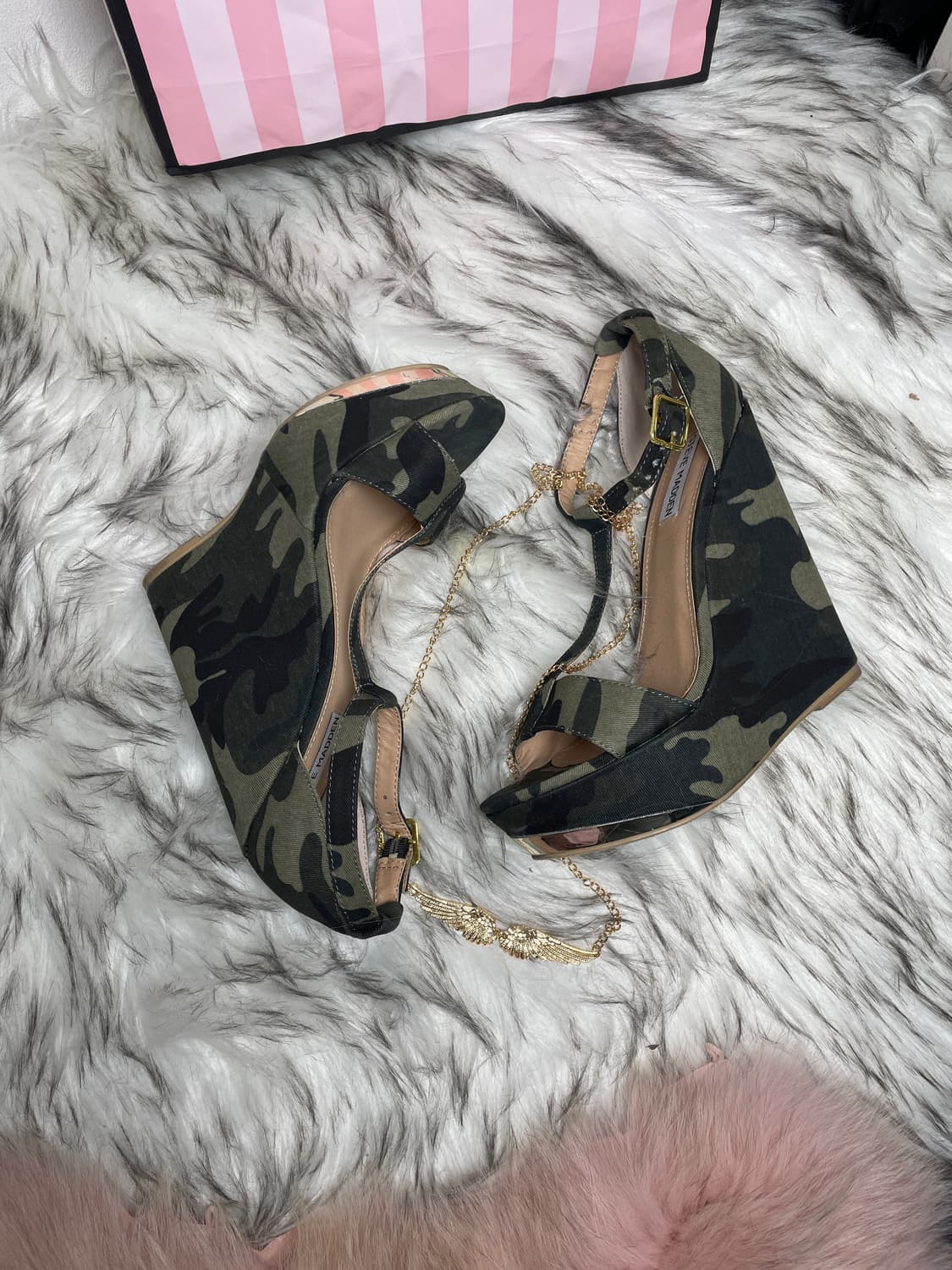 STEVE MADDEN 카모 웨지힐 샌들 버클 상품이미지2