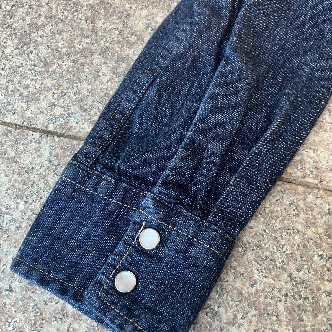 Levi's 웨스턴 데님 셔츠 상품이미지4