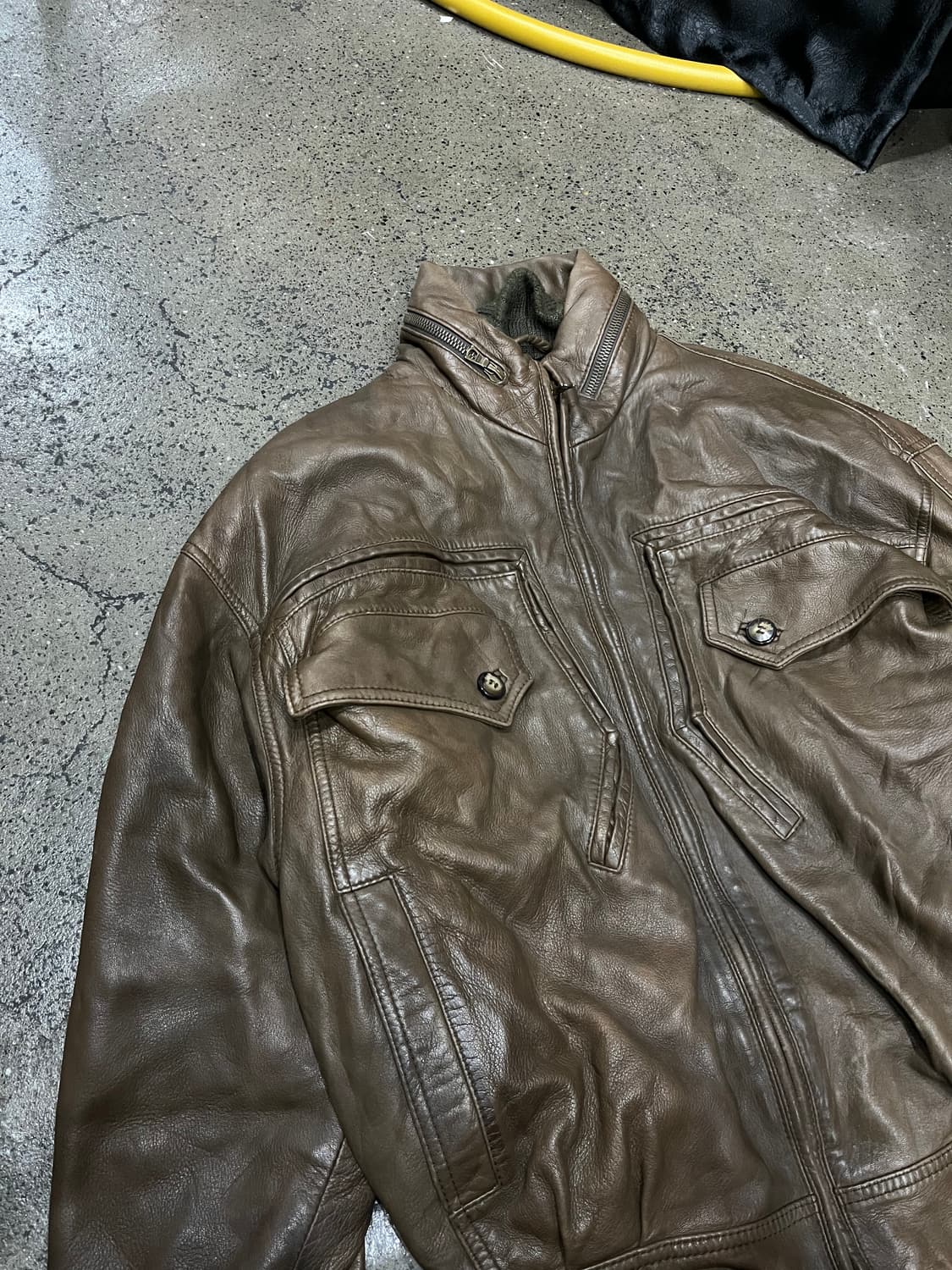 RUFFO 레더 봄버자켓 상품이미지4