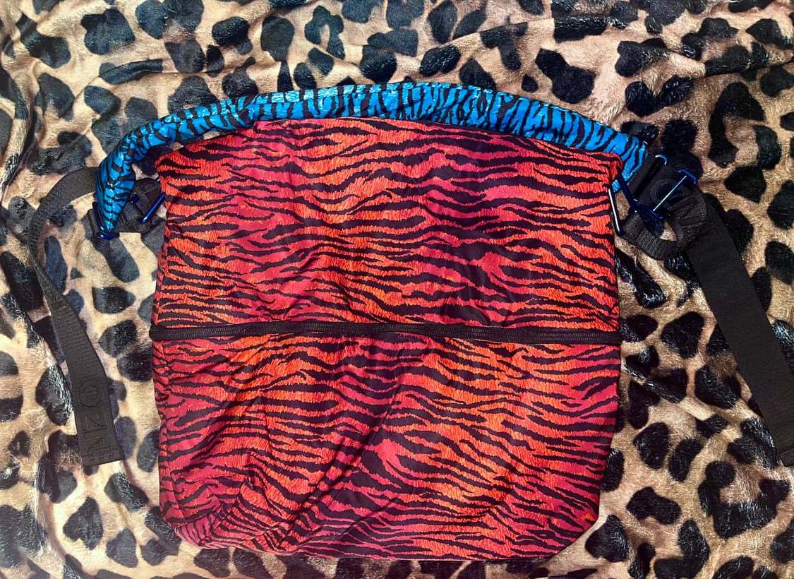 [남녀공용]겐조 h&m 콜라보 숄더백 겸용 크로스백 상품이미지1