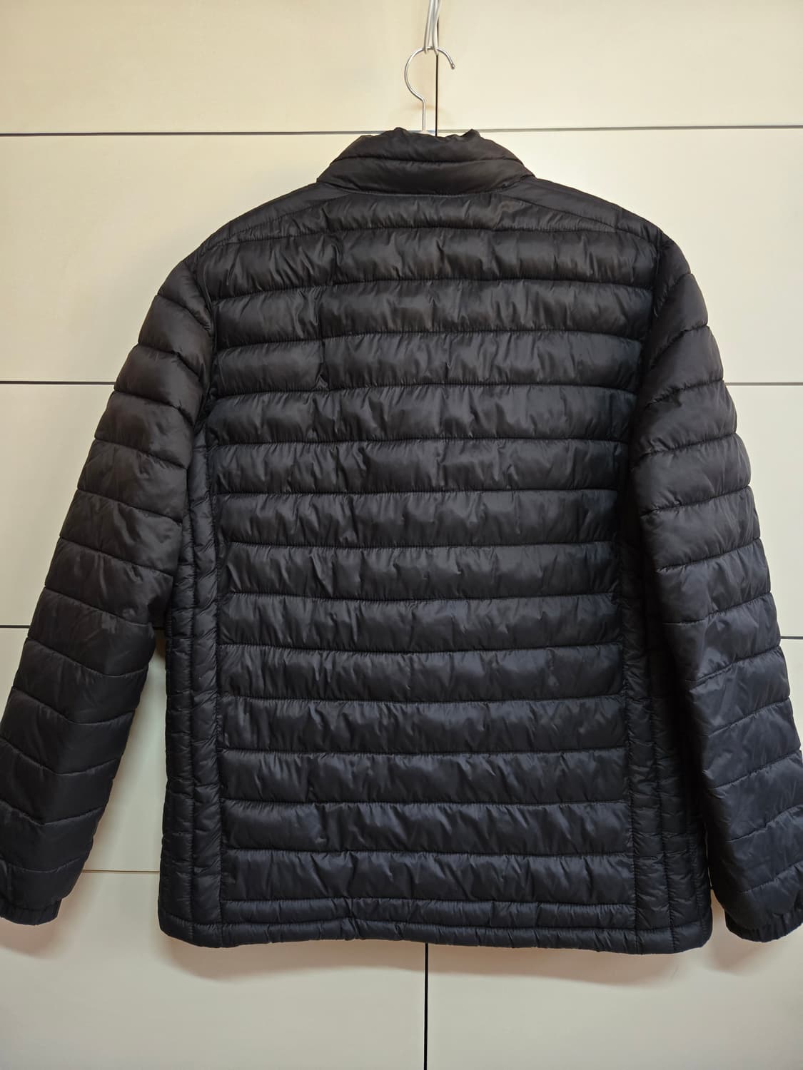 컬럼비아 남성 블랙 경량 패딩 상품이미지4