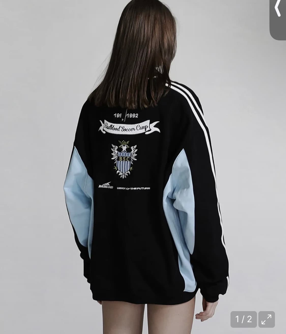 배드블러드 BSC 싸커 캠프 패널 맨투맨 블랙 상품이미지1