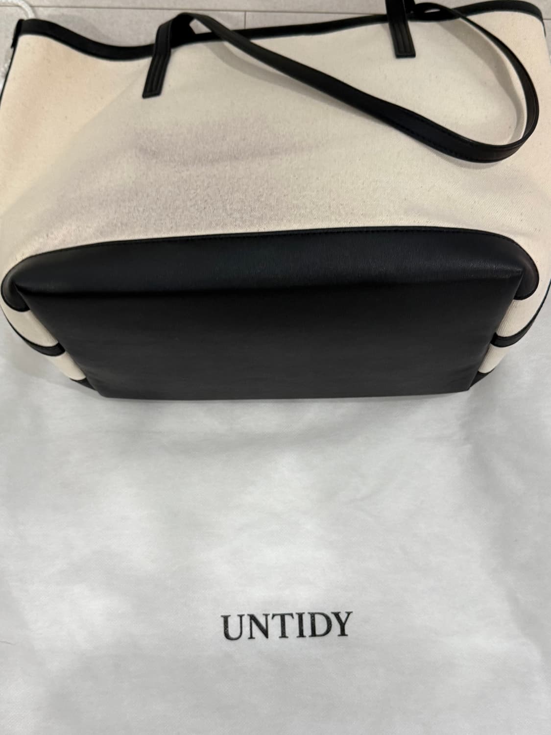 (이염o) 언타이디 City Bag Black 상품이미지6
