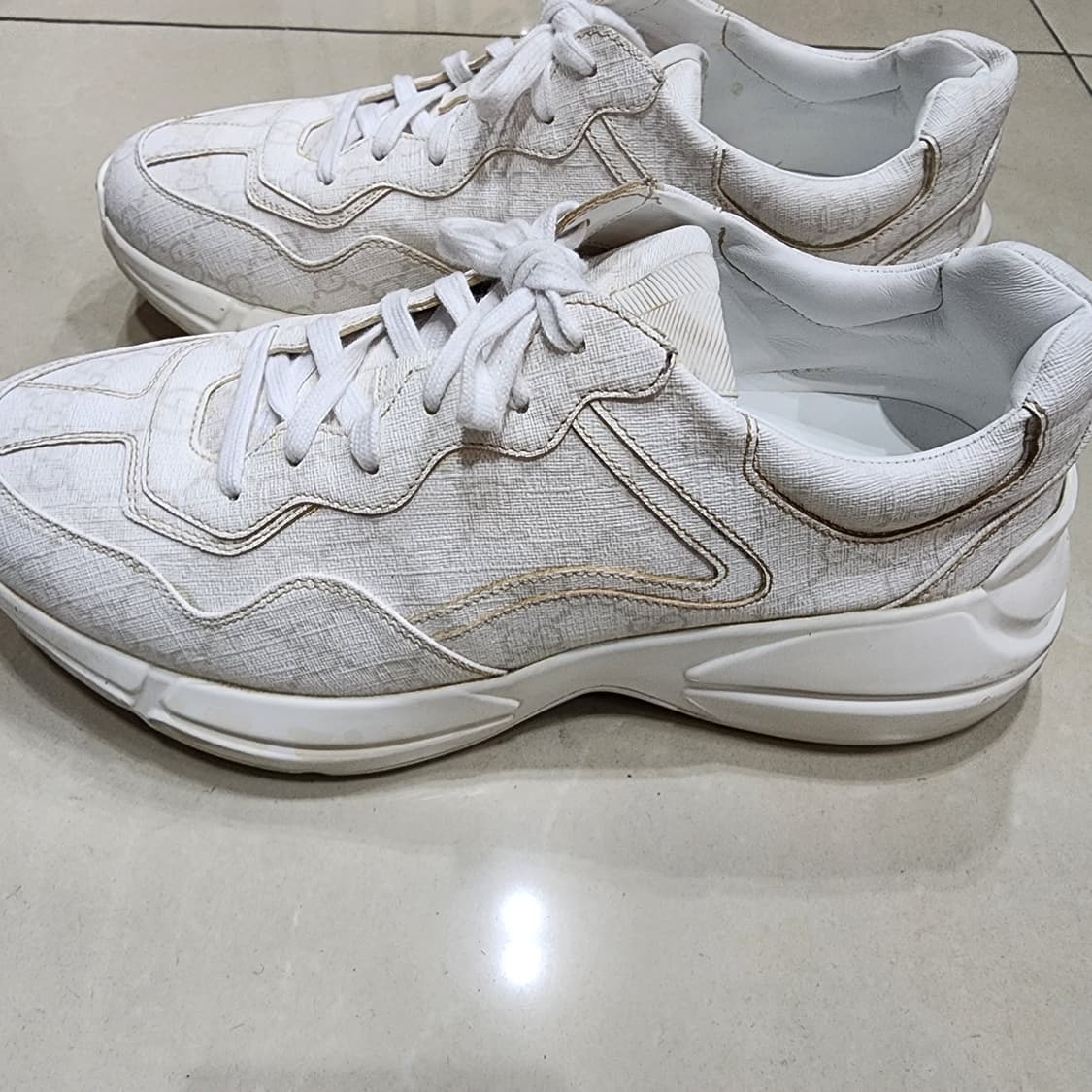 구찌 GG 수프림  스니커즈 화이트 9사이즈 상품이미지4