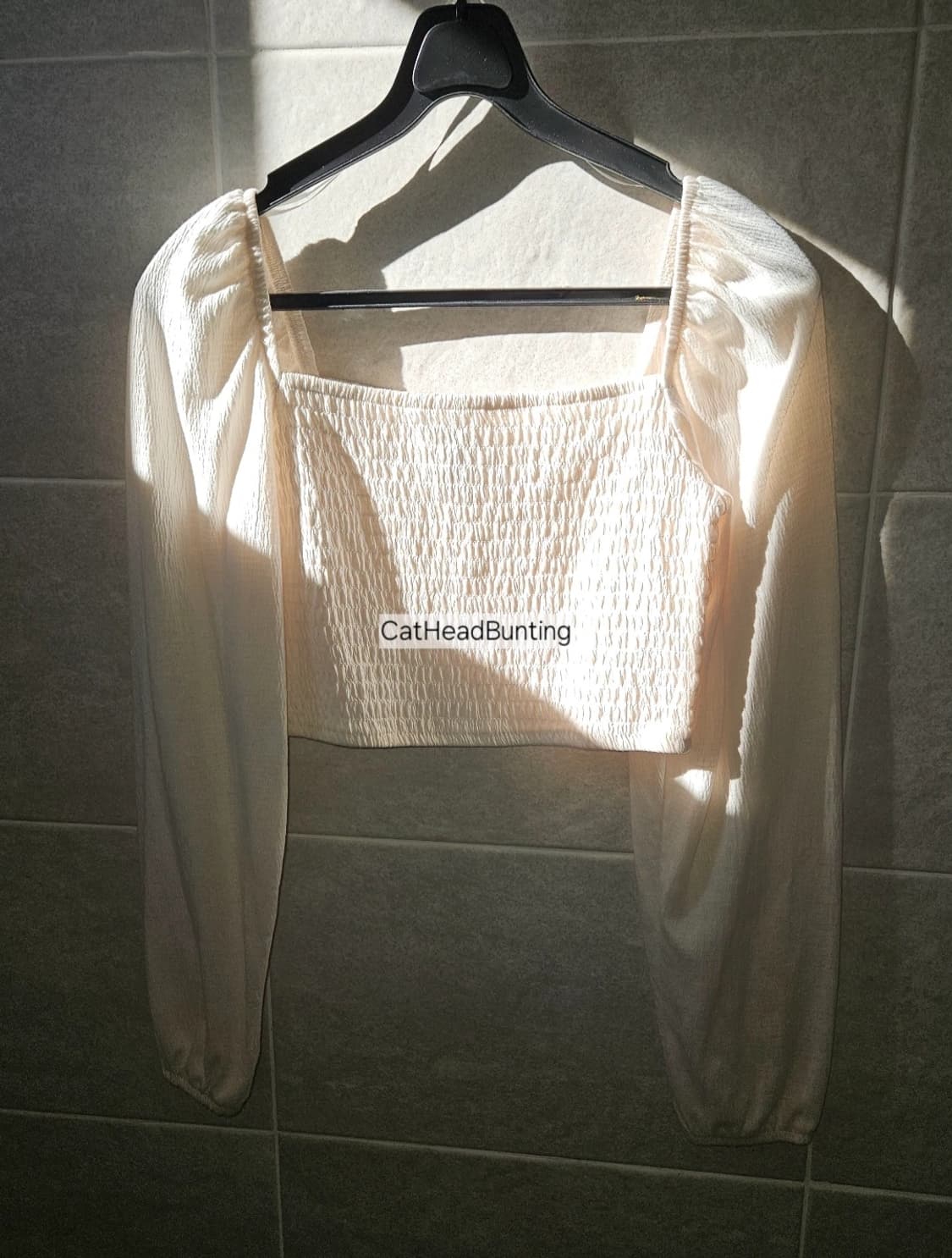 h&m 디바이디드 셔링 링클 블라우스 티_실착 1회 상품이미지1