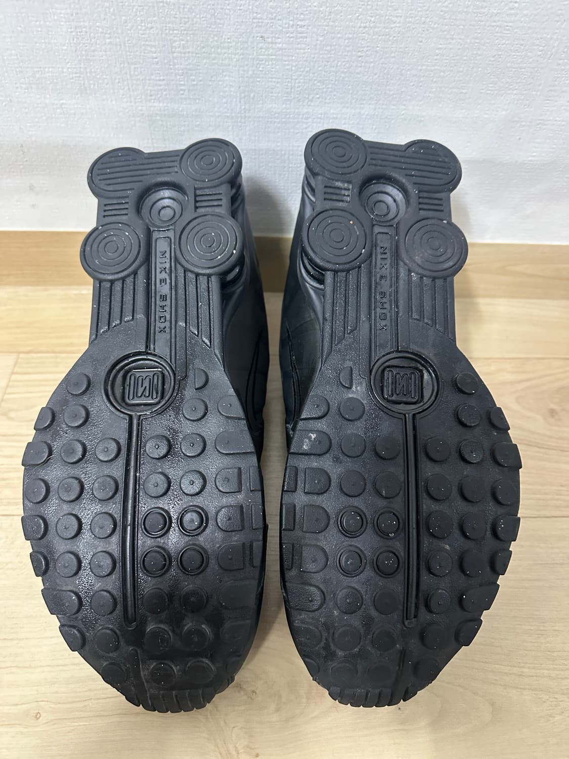 나이키 샥스 R4 280 상품이미지2