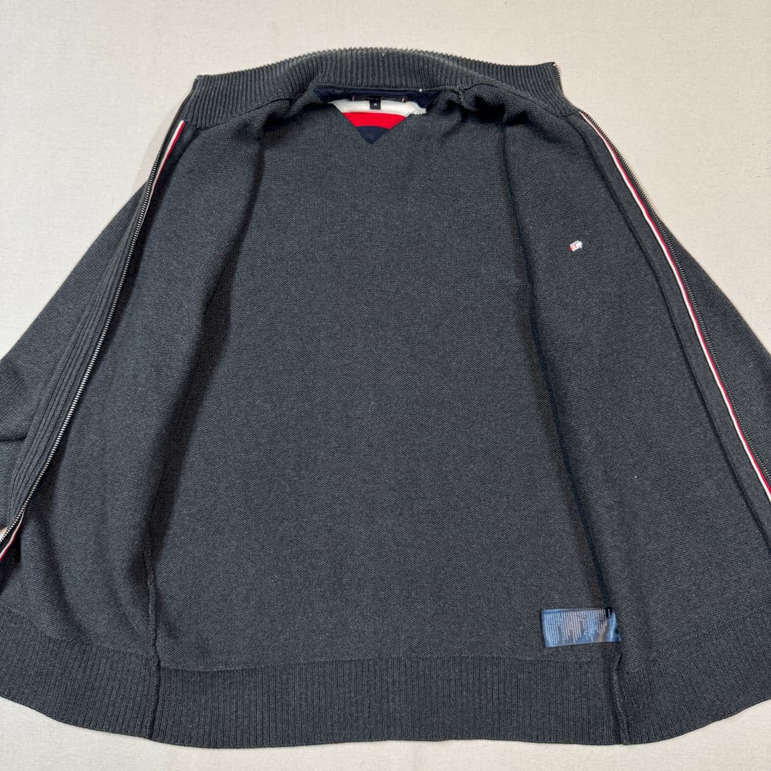 XL) 타미힐피거 프리미엄코튼 니트 집업 차콜 그레이 상품이미지6