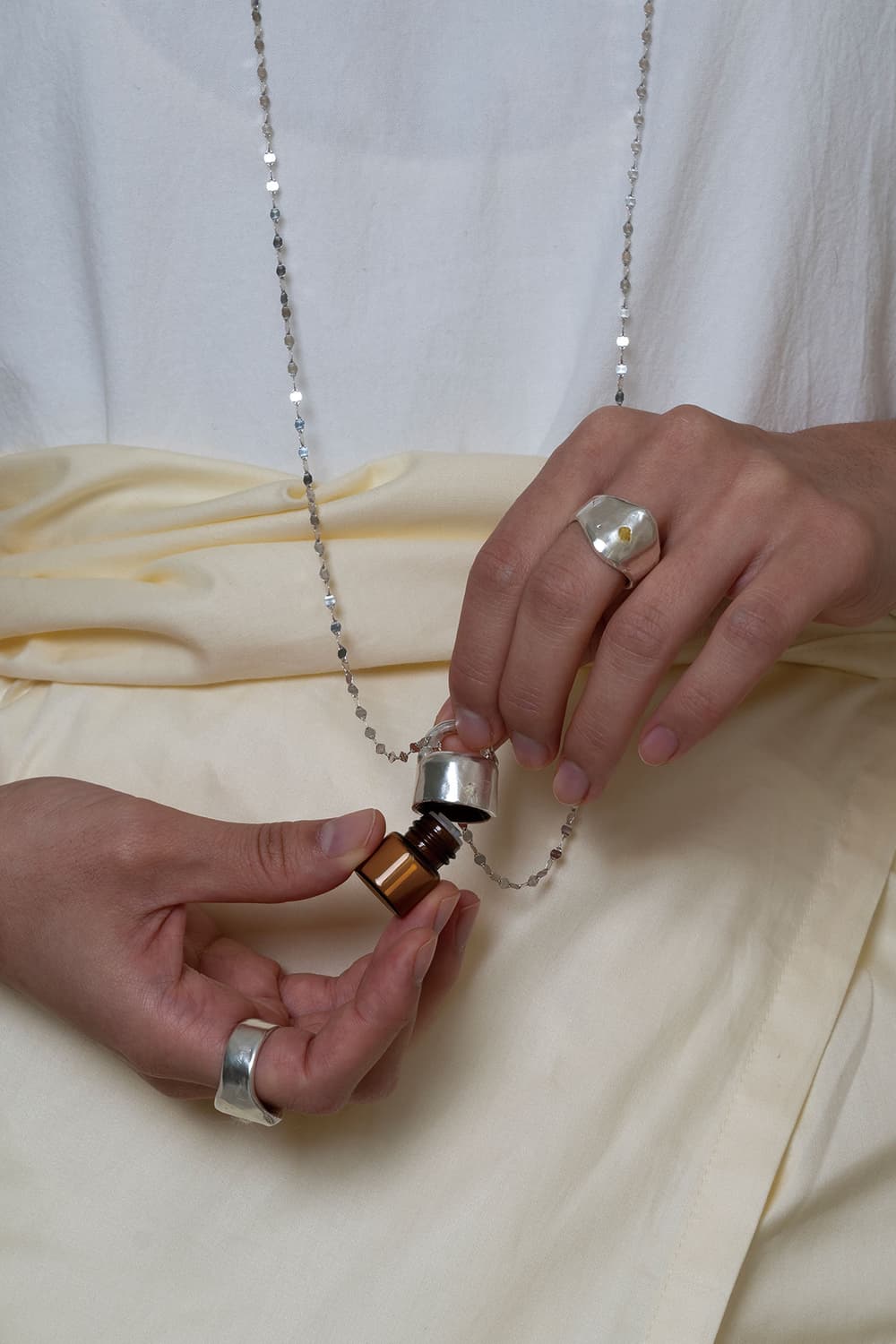 (새상품) ae 라지 돔 링 애끼반지 2호사이즈 상품이미지2