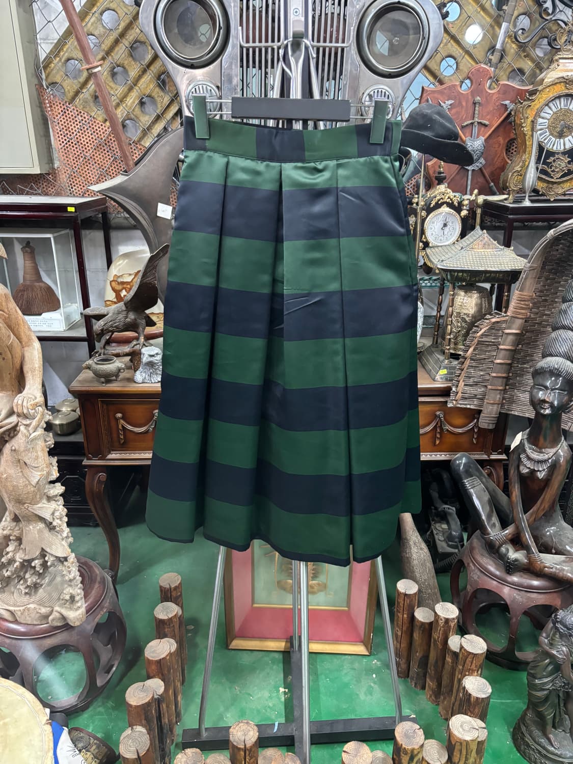 HEAVEN 그린 블랙 배색 가로 스트라이프 플리츠 스커트 상품이미지1