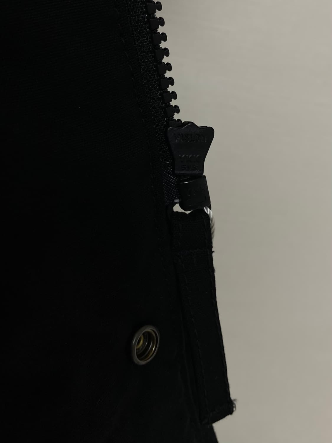 엔지니어드가먼츠 X 유니클로 퍼프테크 유틸리티재킷 상품이미지4