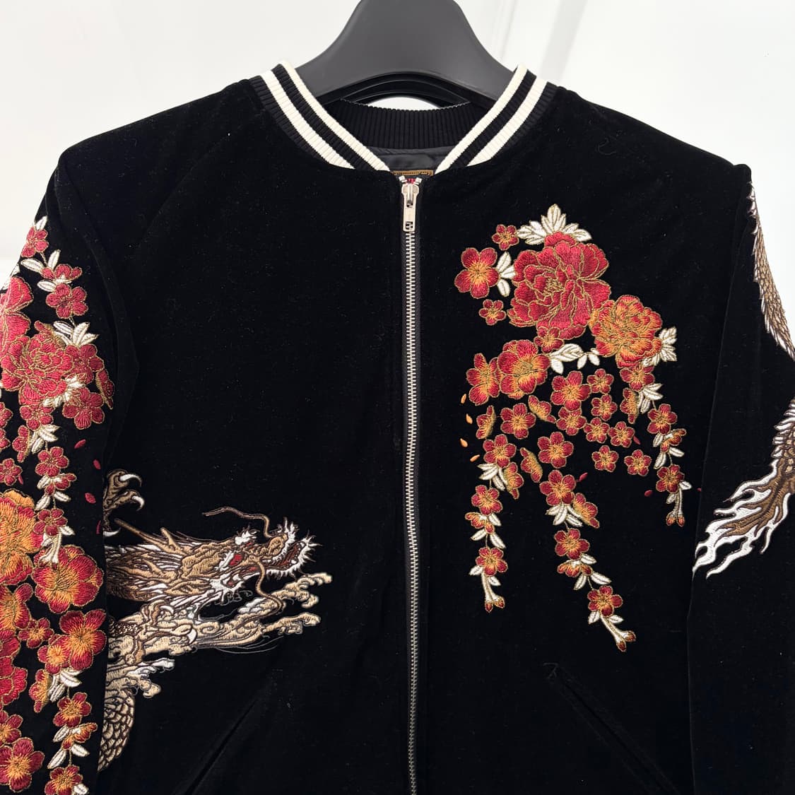 오니데님 벨벳 자수 스카쟌 자켓 상품이미지7