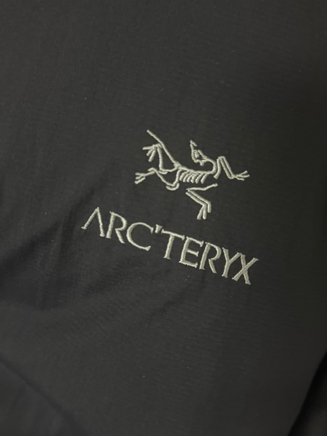 아크테릭스 24FW 아톰 후디 블랙 XXL 상품이미지3