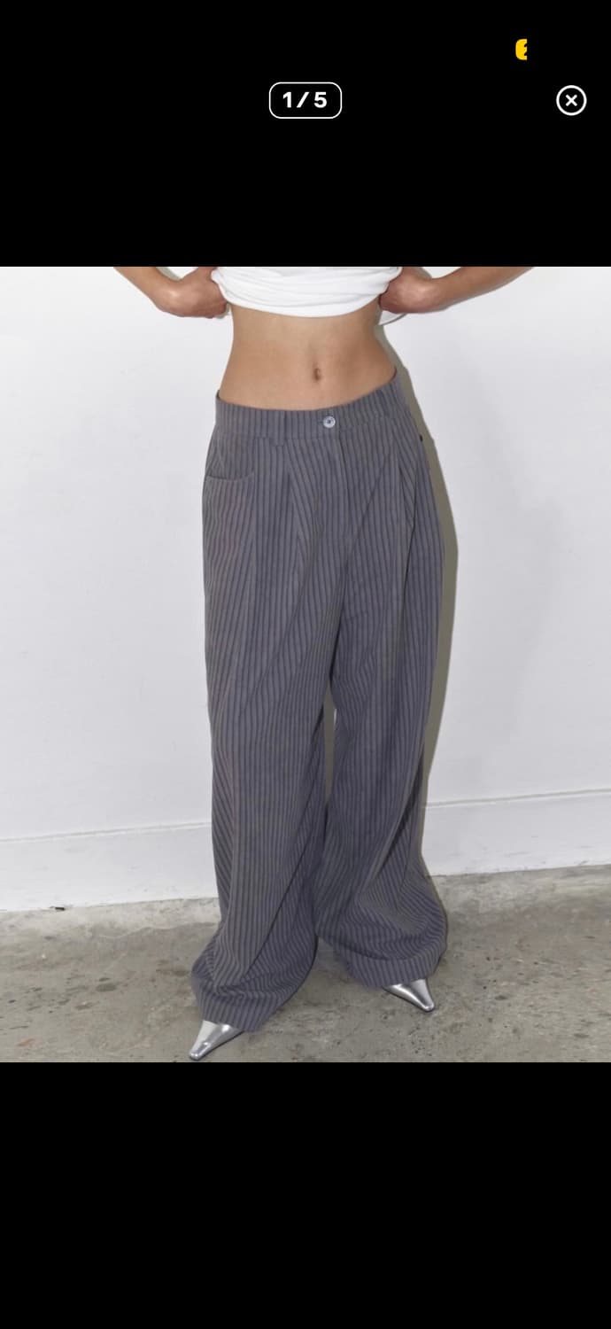 폴리수엠 오버사이즈드 스트라이프 팬츠 그레이  상품이미지1