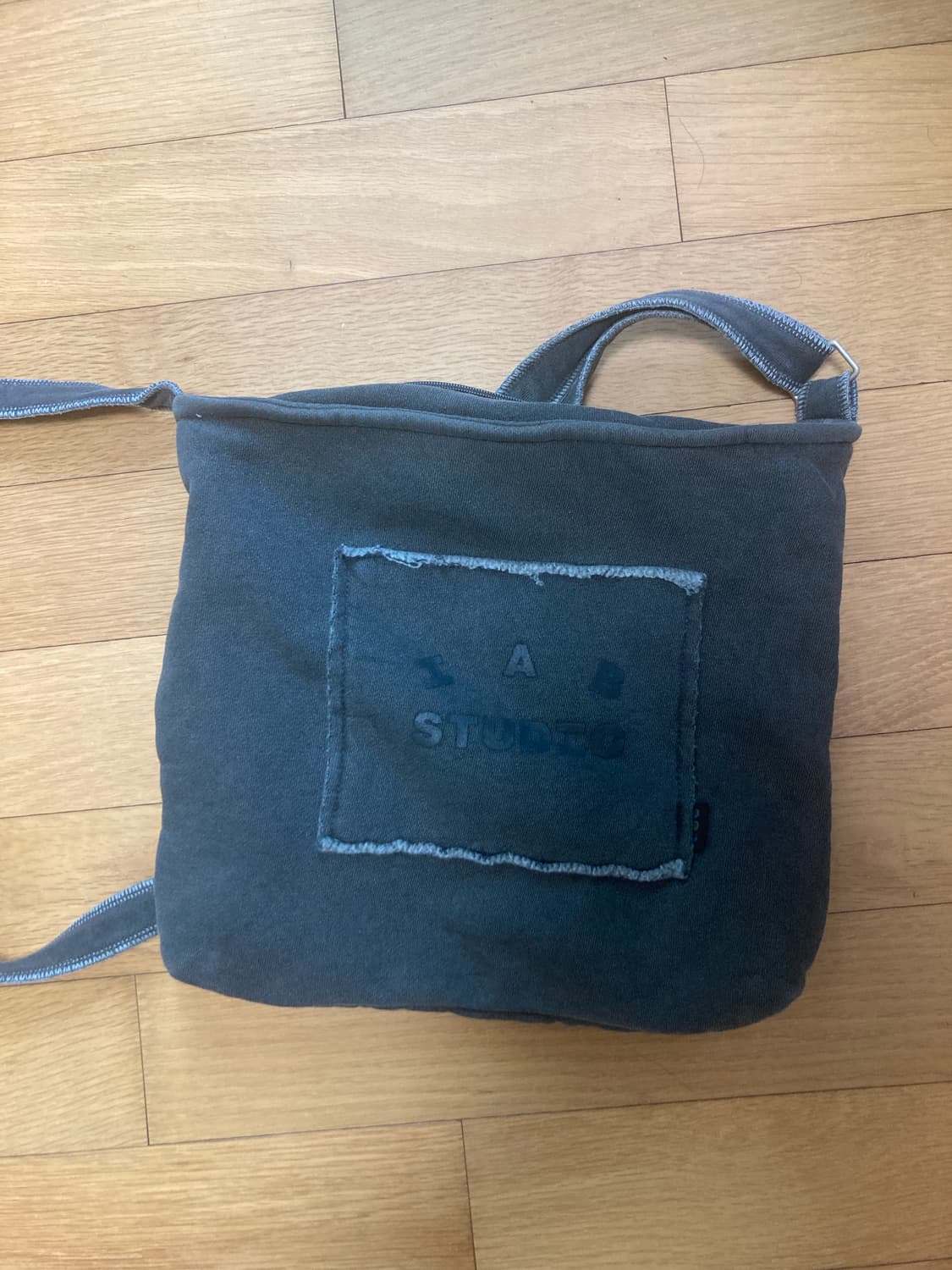 IAB 스튜디오 피그먼트 백 블랙 상품이미지2