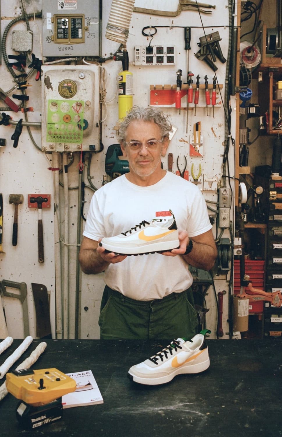 275) 나이키 x 톰 삭스 제너럴 퍼포즈 슈 파인 그린 유니버시티 골드 상품이미지1