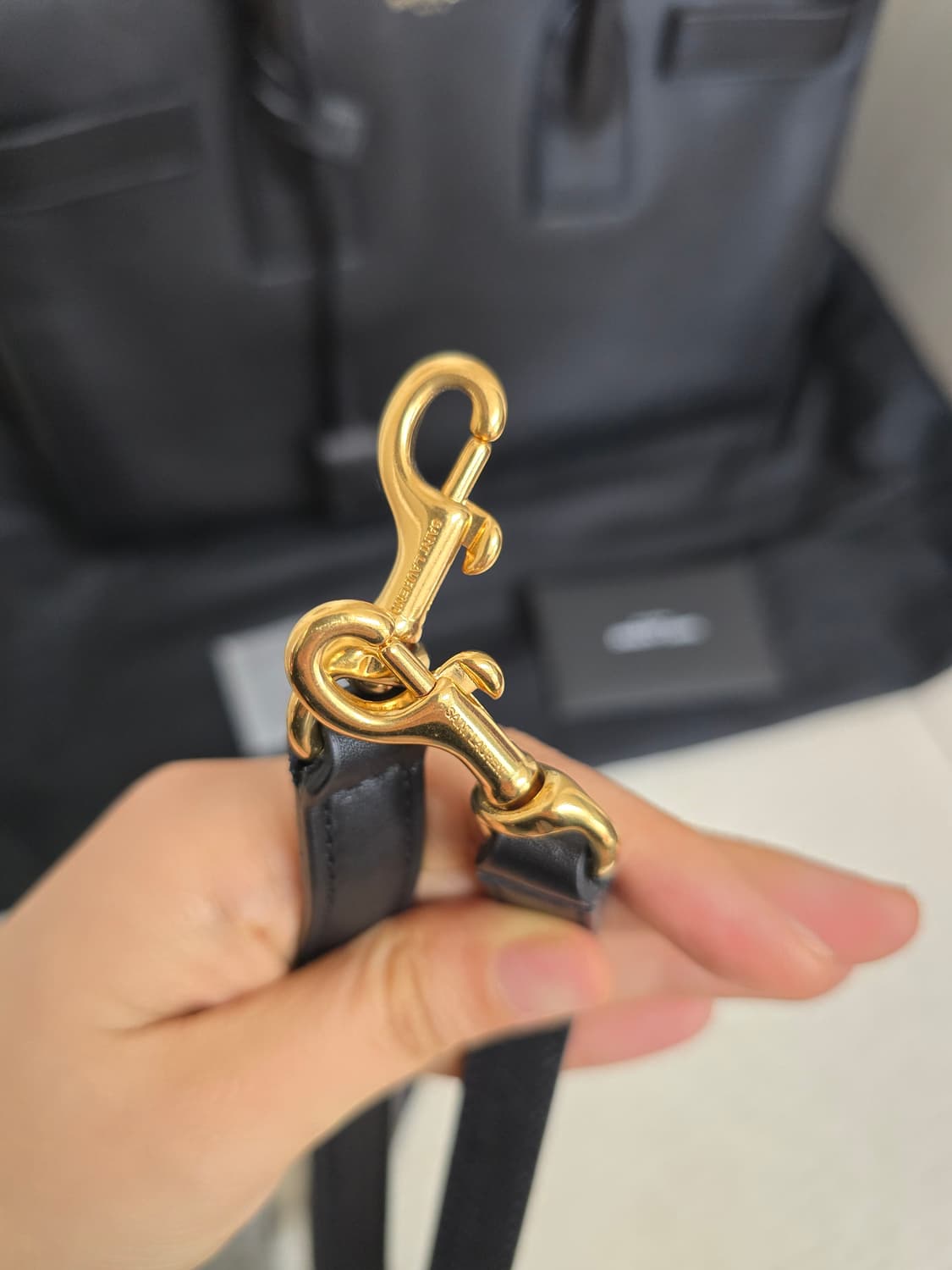 생로랑 삭드주르 블랙 토드백 숄더백 상품이미지10