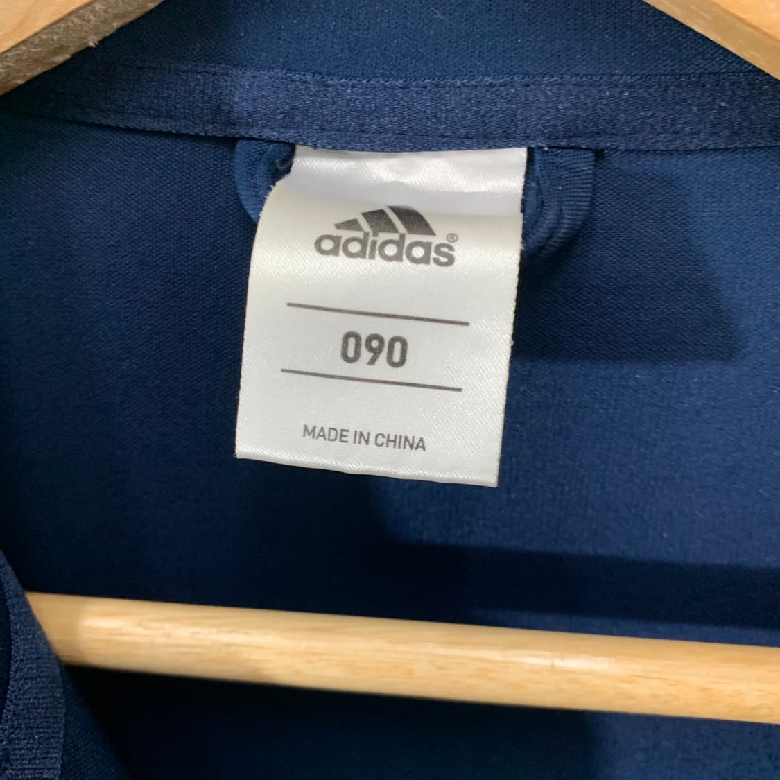 아디다스 퍼포먼스 이큅먼트 네이비 트랙탑 상품이미지3