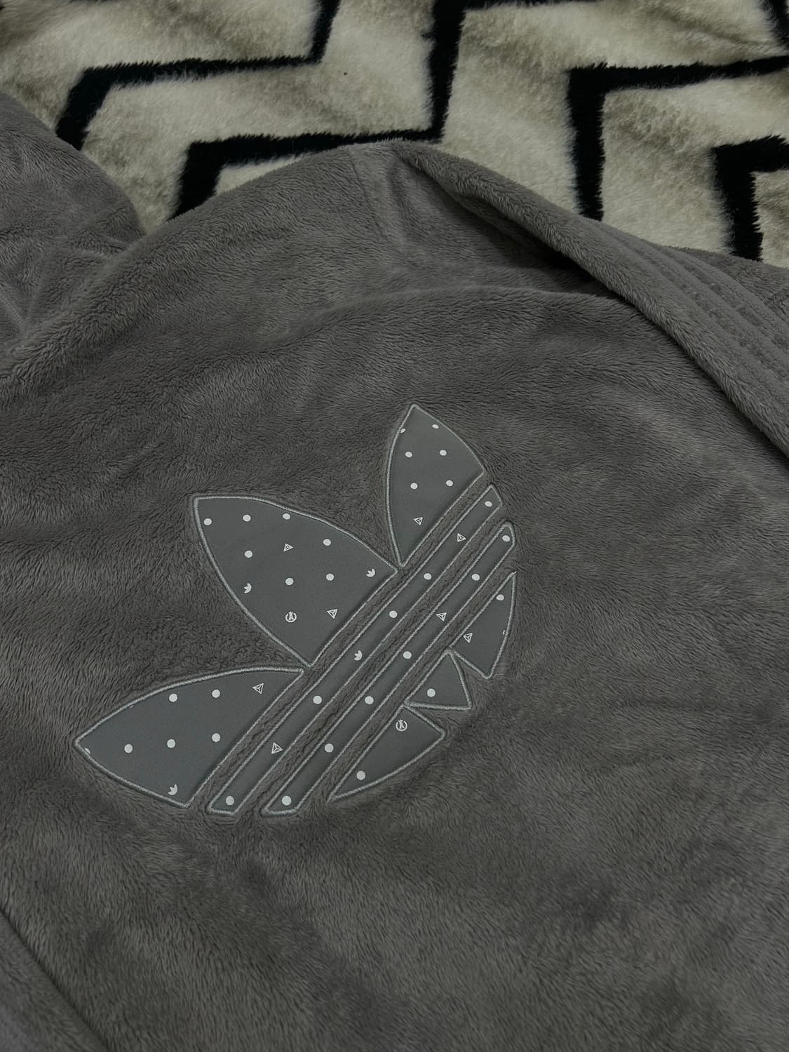 [2Xl]아디다스 쉐르파 플리스 빅로고 후드집업/그레이 상품이미지1