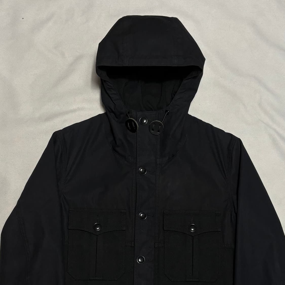 L 쿠티 버클 후드 블랙 파카  상품이미지1