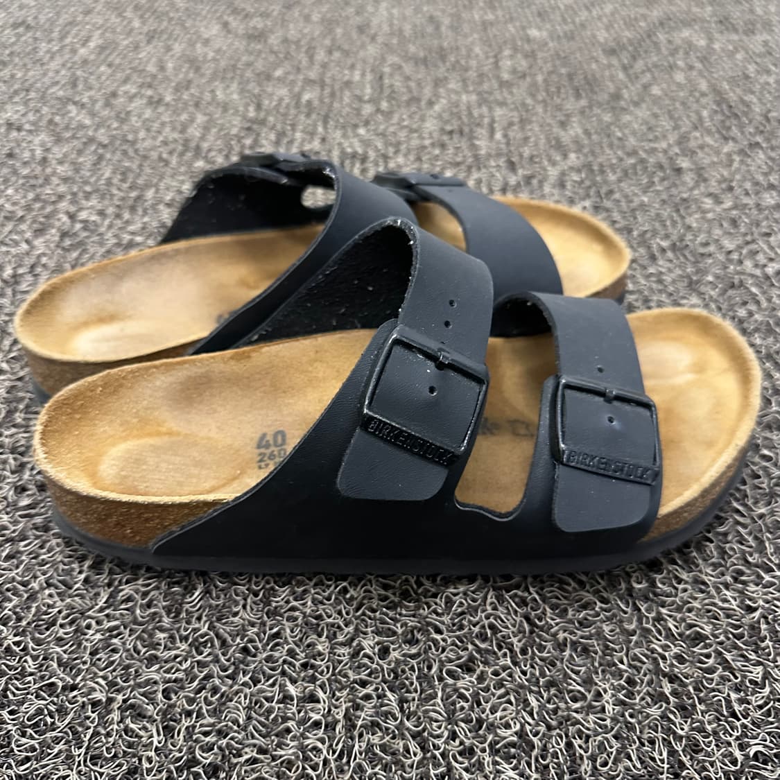 버켄스탁 아리조나 블랙 샌들 260사이즈 상품이미지2