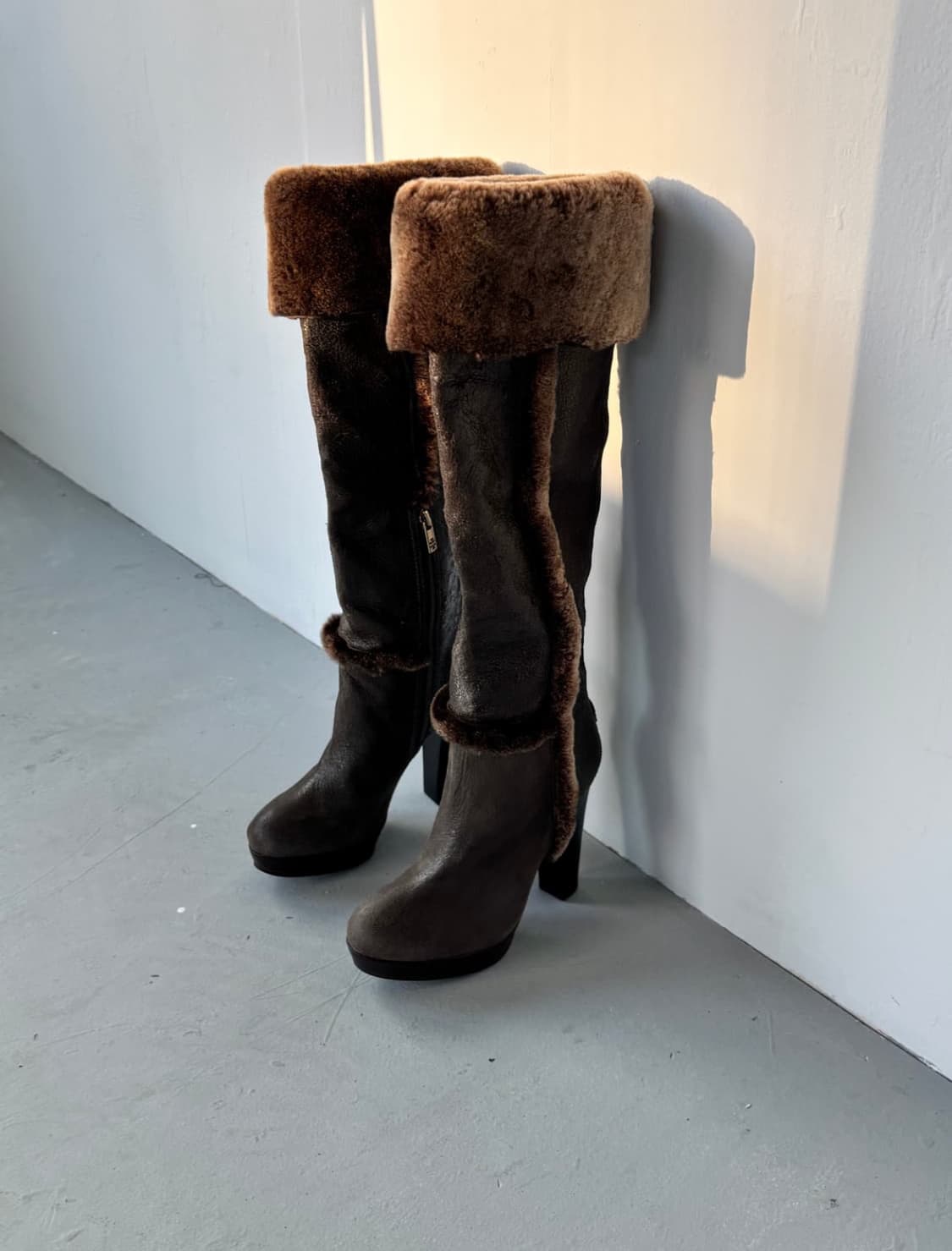 토리버치 시어링 롱부츠 상품이미지5