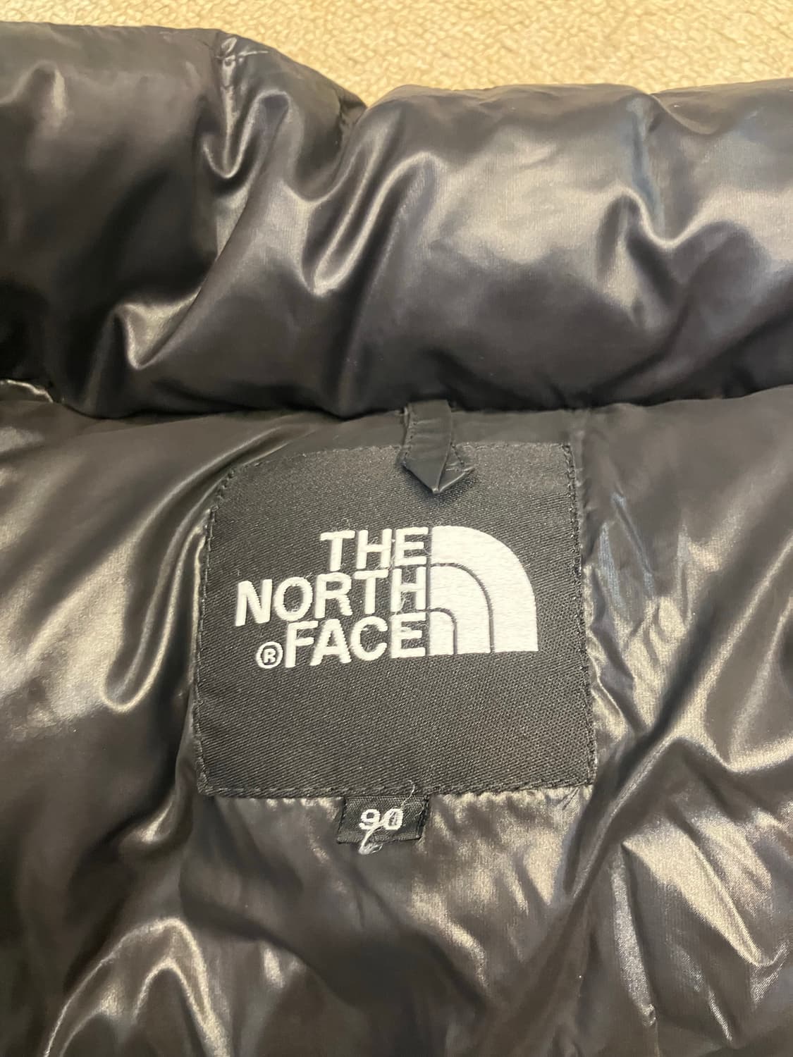 노스페이스 패딩 블랙 상품이미지4