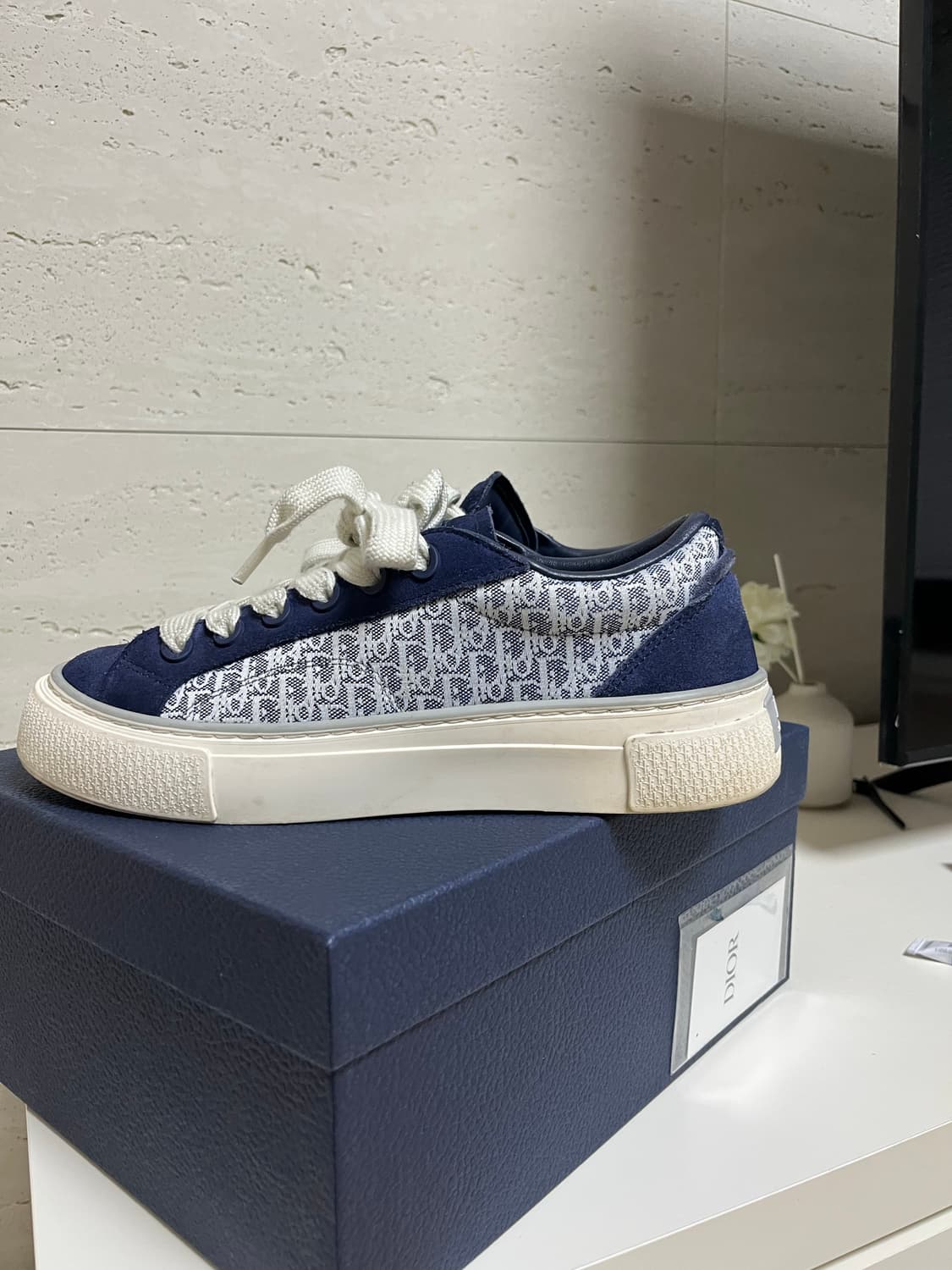 디올 b33 스니커즈 네이비 상품이미지1