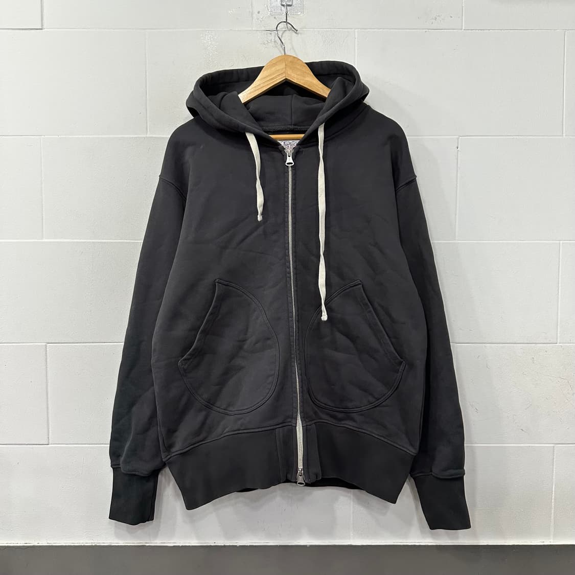 브론슨 논스탁 후드집업 상품이미지1