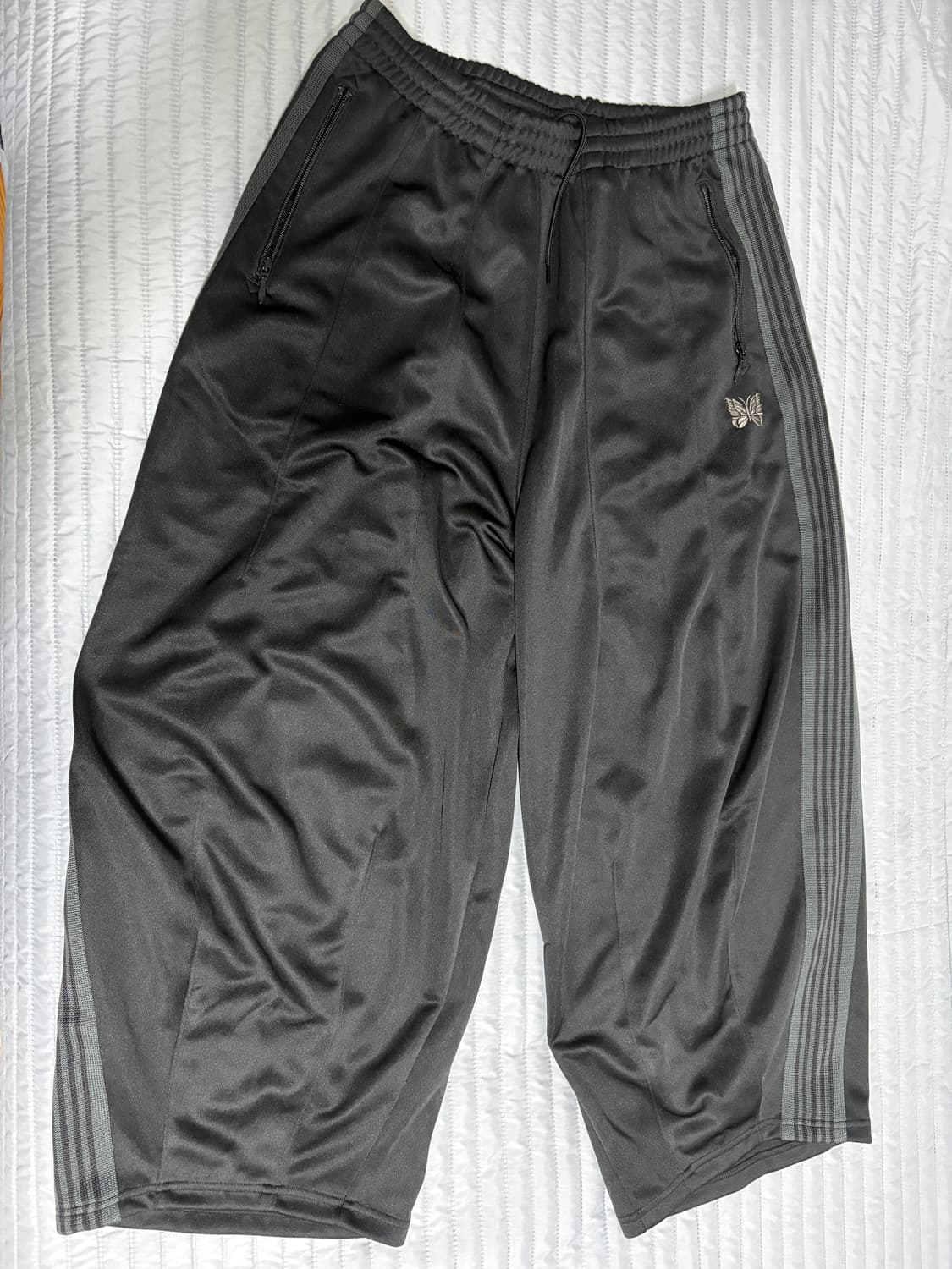 니들스 x LHP H.D. 트랙 팬츠 폴리 스무스 블랙 - LHP 한정 상품이미지2