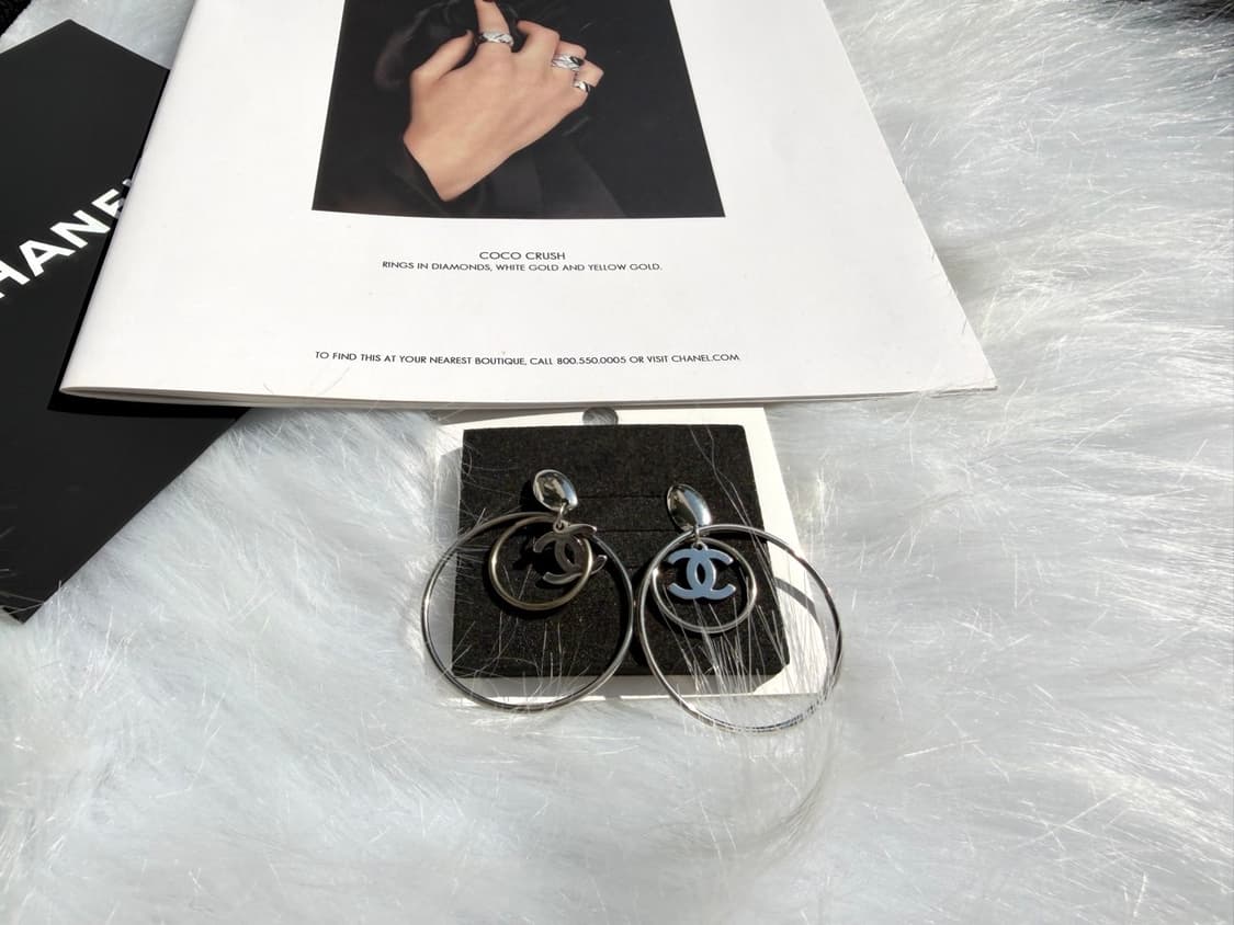 실버 링 레이어드 샤넬 이어링 상품이미지6