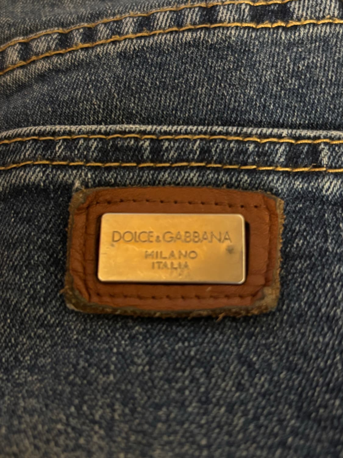 돌체앤가바나 디스트로이어드 레귤러진 상품이미지3