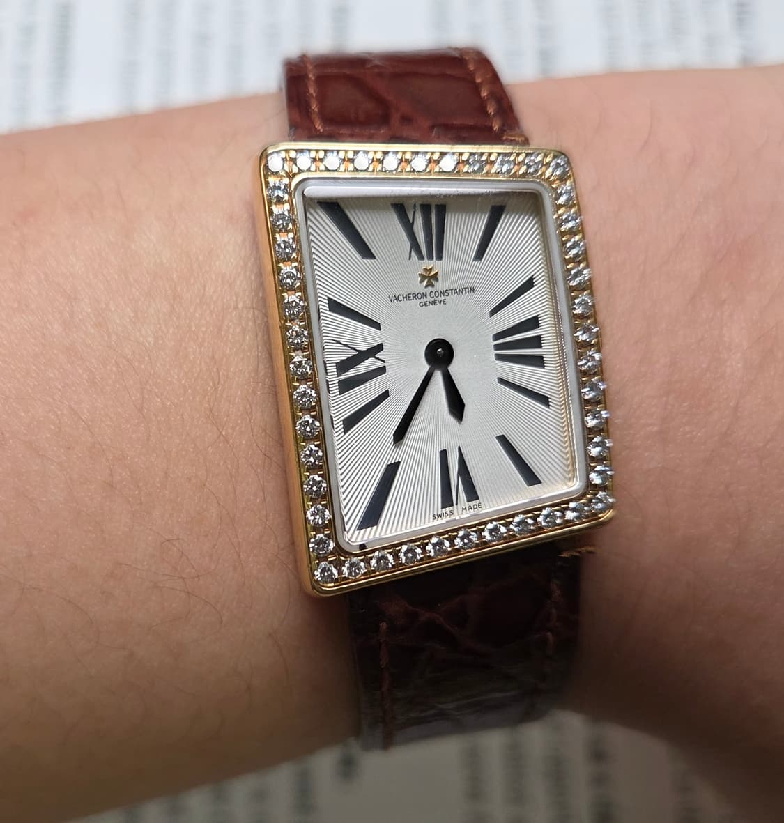 바쉐론 콘스탄틴(VC) 1972 어시메트릭 18k올금통 다이아베젤
 상품이미지8