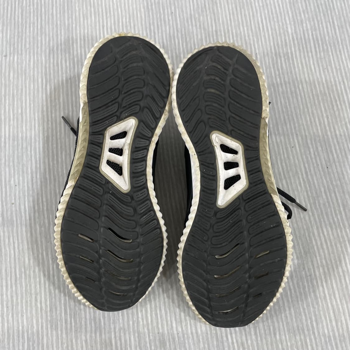 819) 아디다스 클라이마쿨 운동화 265mm 상품이미지7