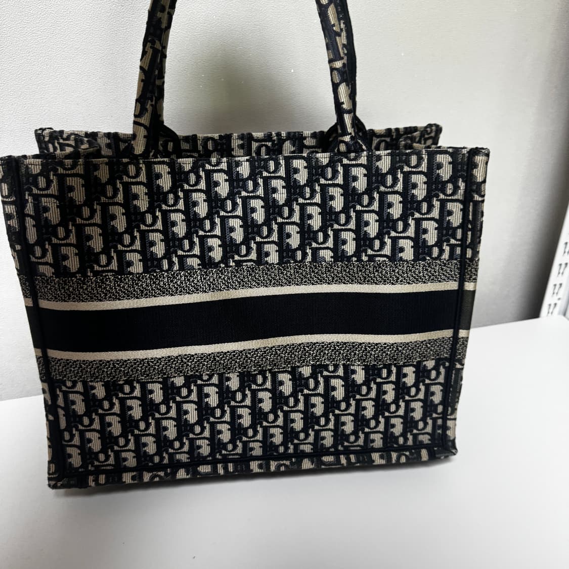 디올 오블리크 북토트백 미듐 상품이미지4