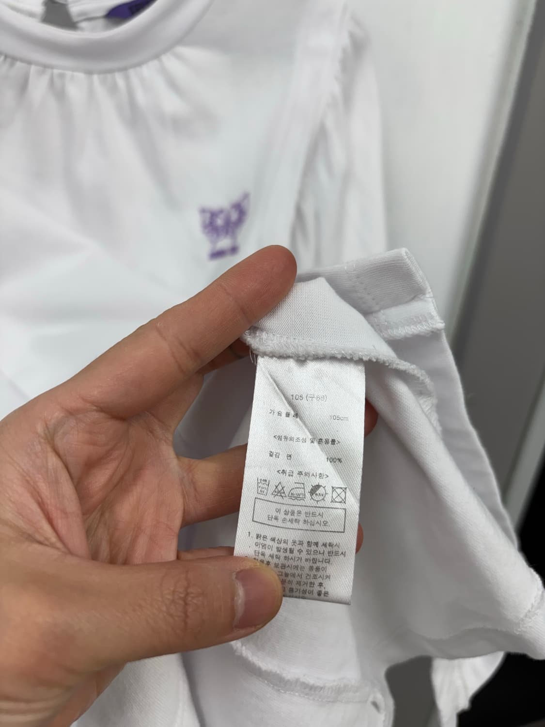 안나수이 화이트 퍼프 숄더 블라우스  상품이미지5