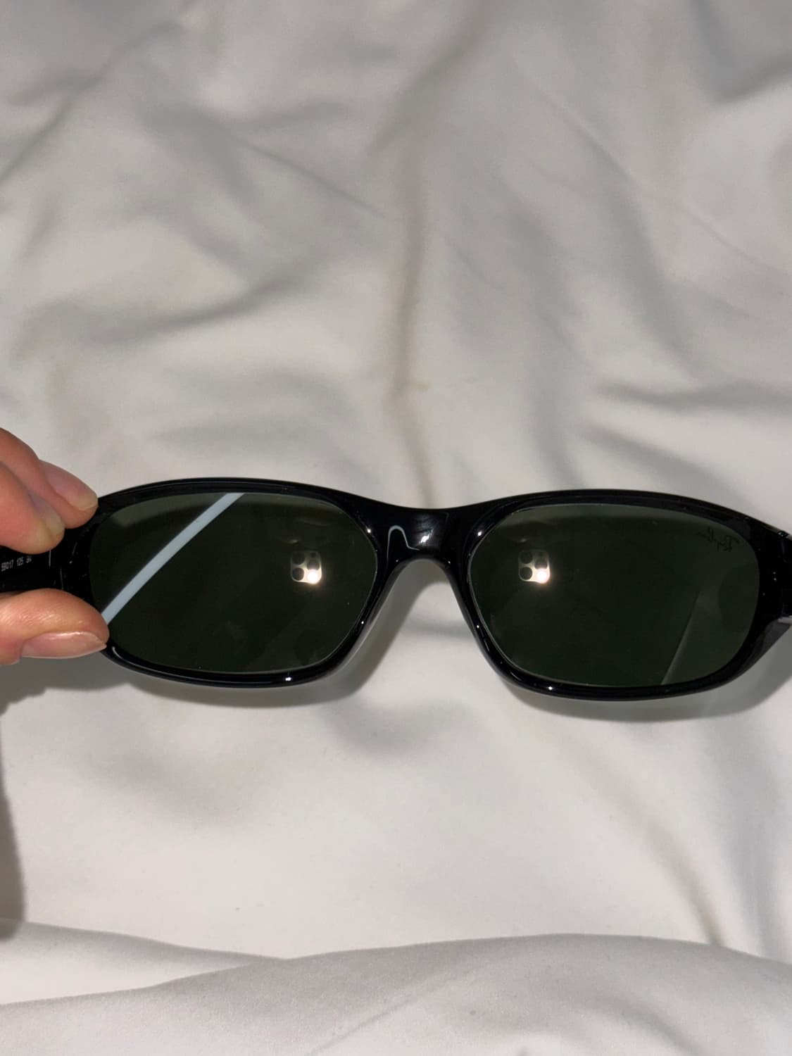 레이벤 대디오 선글라스 판매합니다. 상품이미지3